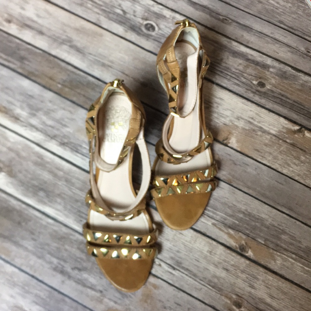 Vince Camuto Leather Studded Heels Womens Size 8.5